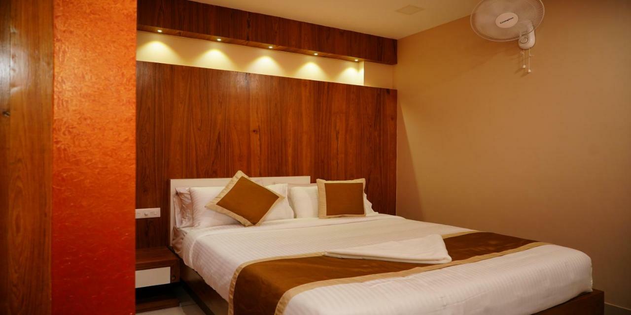 Nextel Inn, Calicut Exteriér fotografie