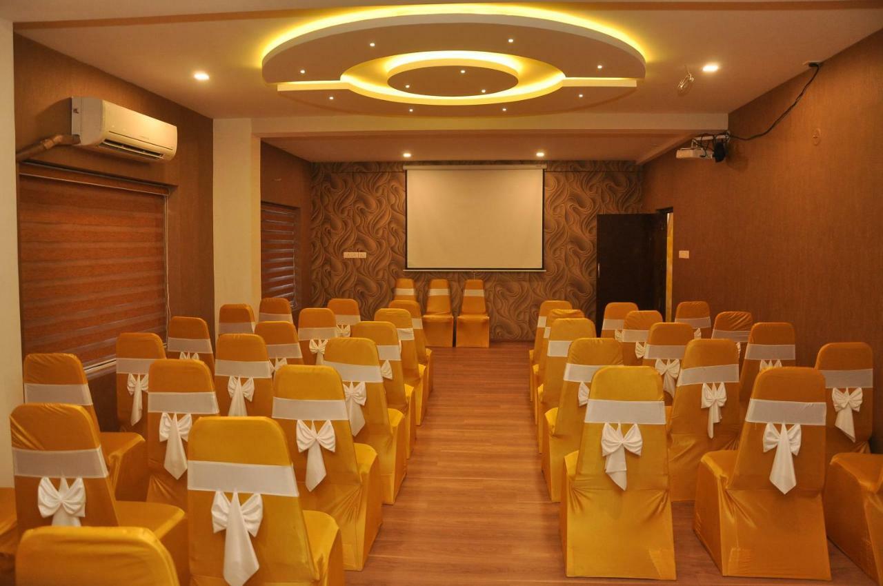 Nextel Inn, Calicut Exteriér fotografie