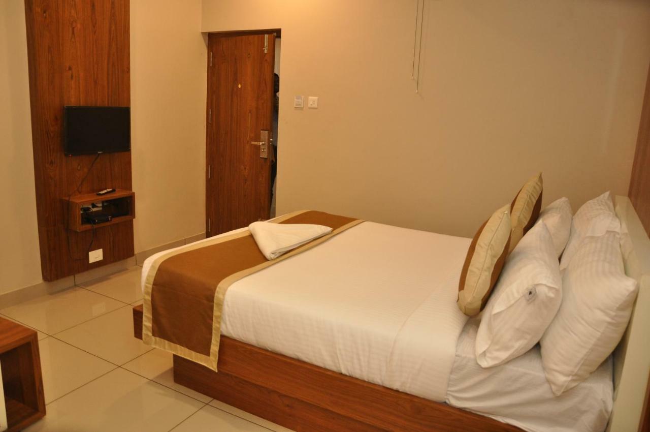 Nextel Inn, Calicut Exteriér fotografie